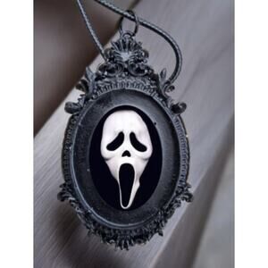 Scream Pendant Ghost Face Necklace Slasher Horror Movie Jewelry
